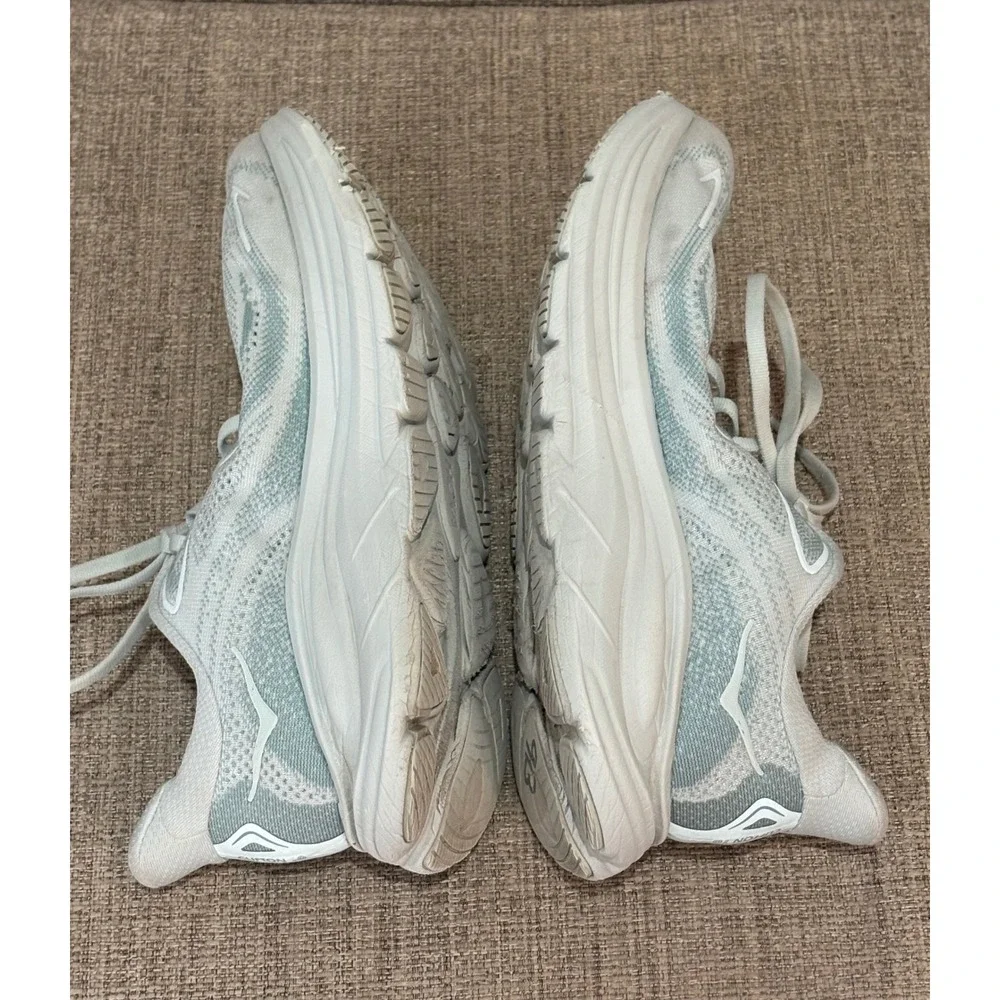 Hoka Clifton 9 Women Running Shoes 8B Day Dream Ice Water 1162031-DTDR